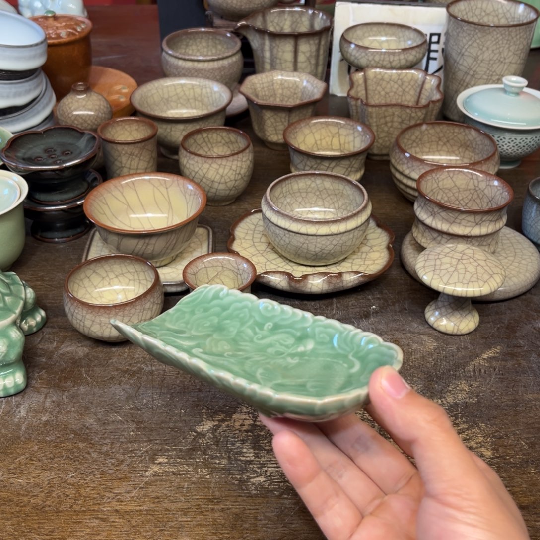 微瑕青瓷浮力特价