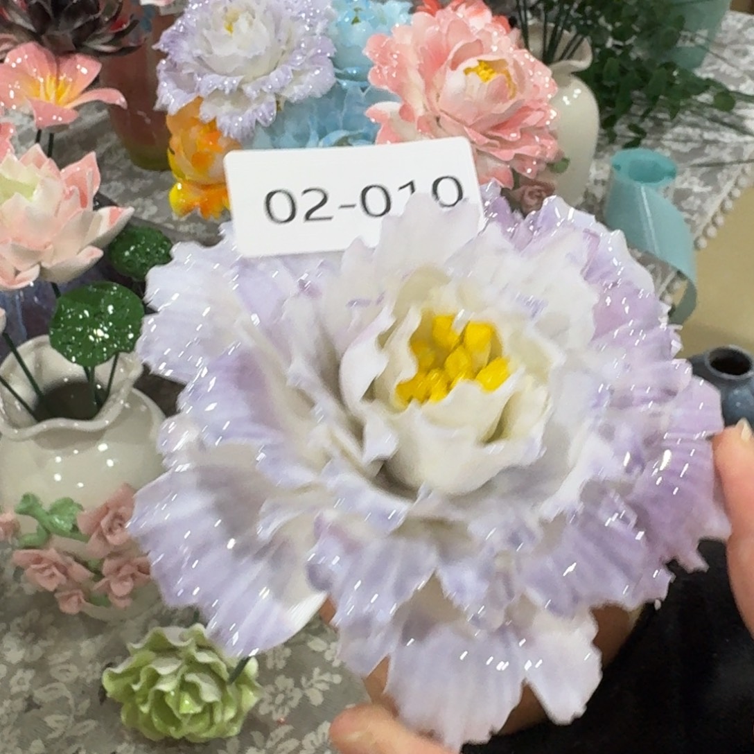 210 陶瓷花拍满20元发货，爱退款拉黑