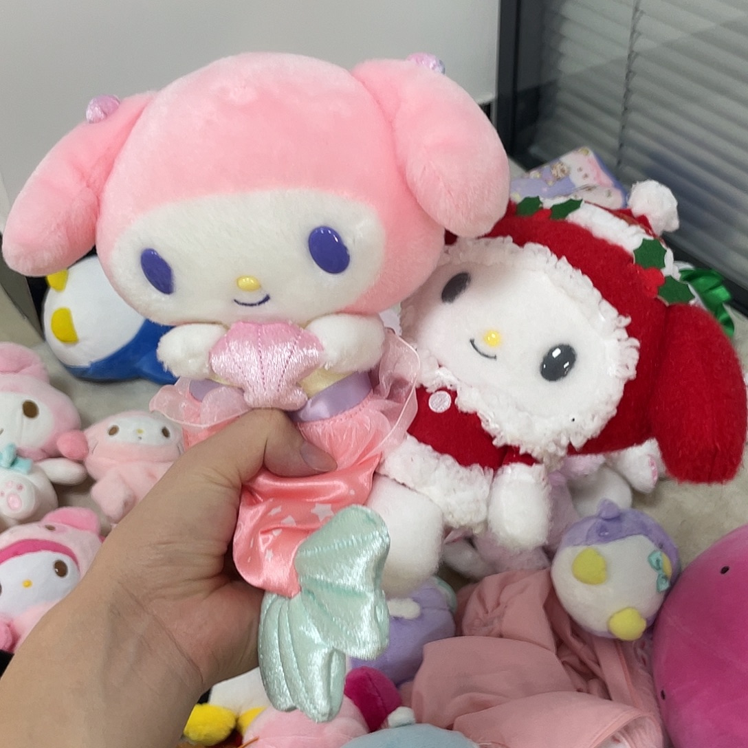 浣***饭毛绒正版瑕疵不介意拍