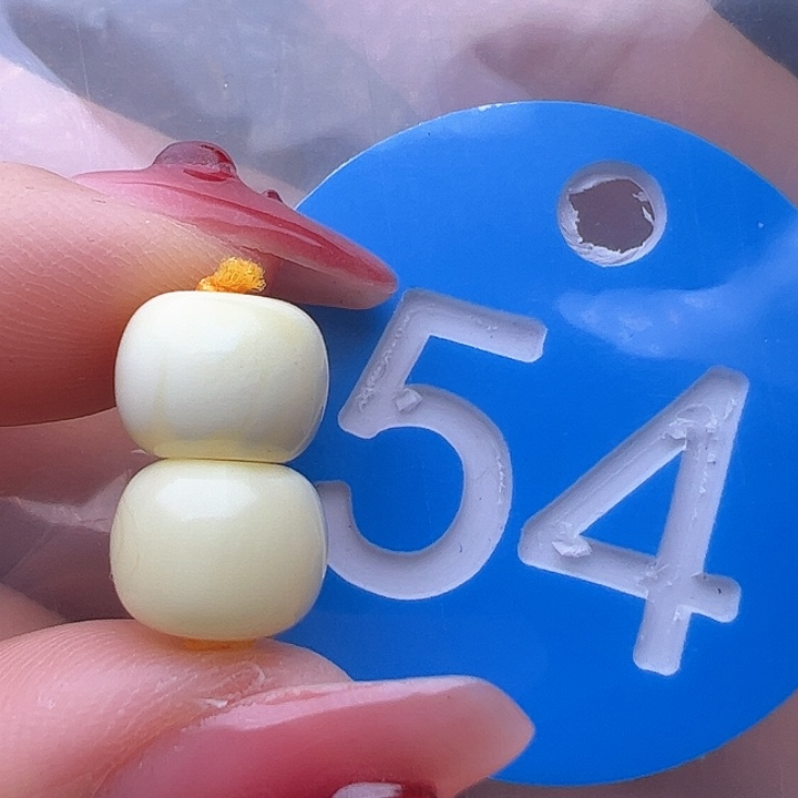 蜜蜡裸石未镶嵌8.9mm 白蜡 老型