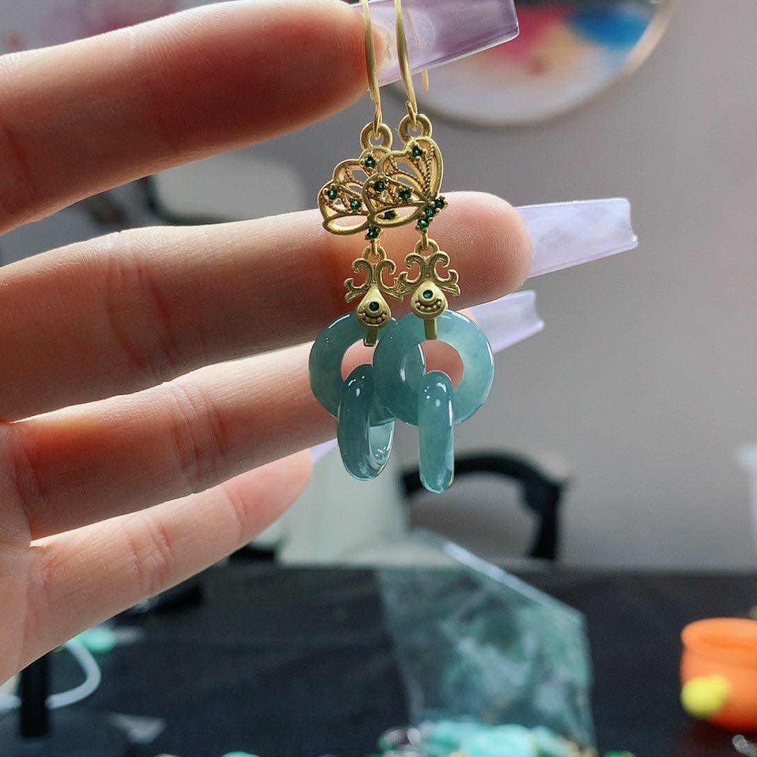 【闪购商品】翡翠耳饰未镶嵌，