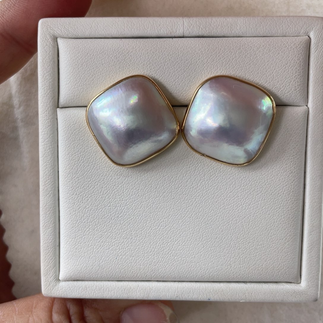 耳饰拼合珍珠（马贝珠）18K金镶嵌17-18m m