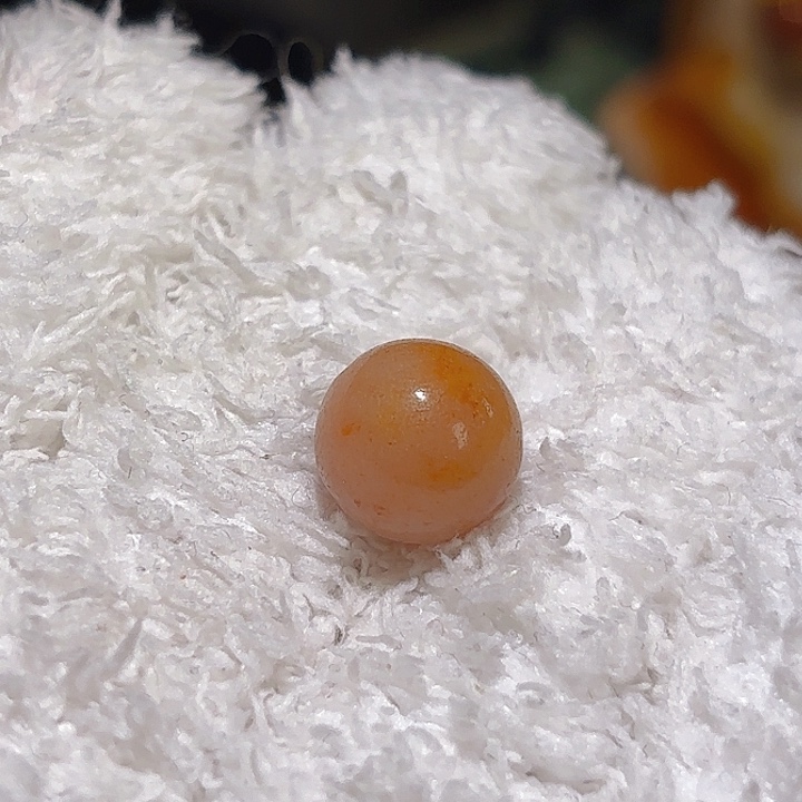 翡翠未镶嵌颈饰蜜蜜