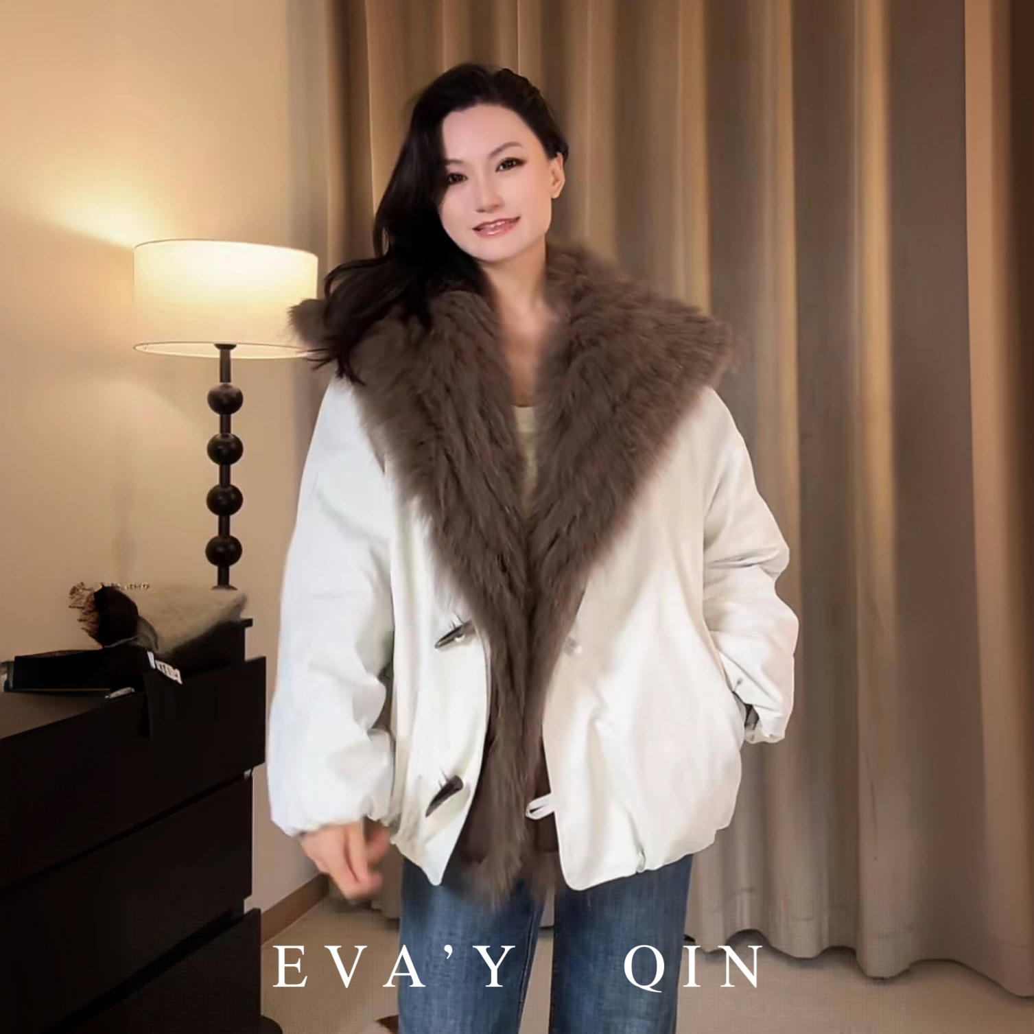 Eva‘Y丨“白富美“暮光进口北美狐狸毛锁温牛角扣派克鹅绒羽绒服