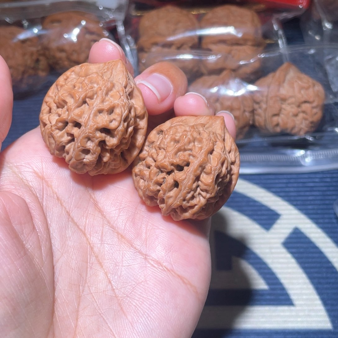 文玩核桃吊坠太行龙纹34