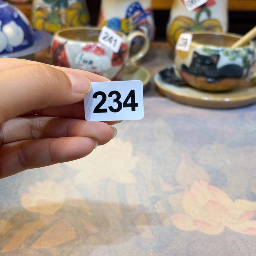 B***ё瓷片景德镇手工制作