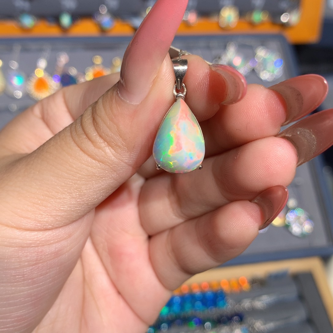 银S925镶嵌欧泊欧泊吊坠l