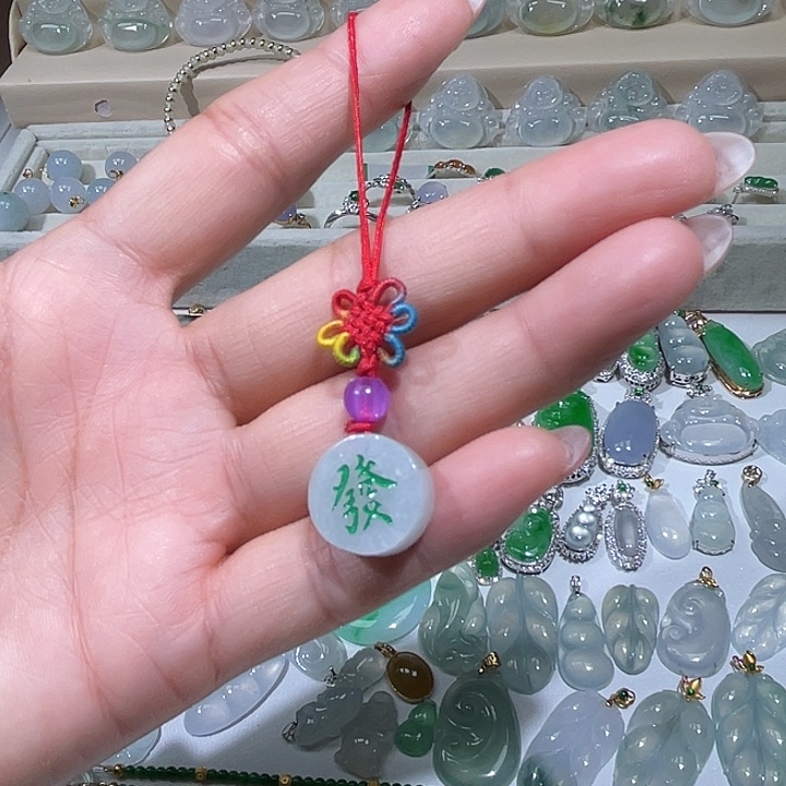 翡翠未镶嵌吊坠(不含链)福利