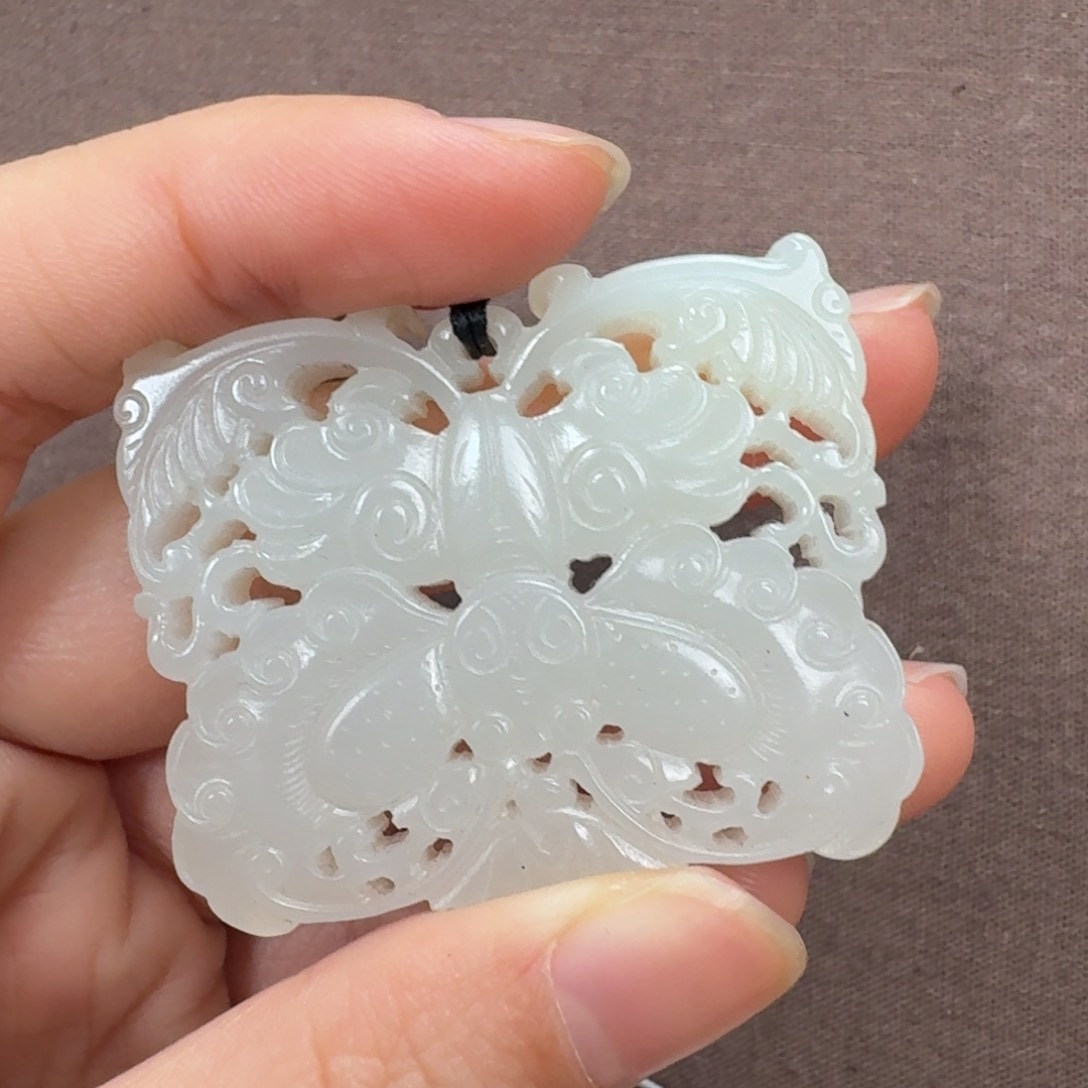 未镶嵌和田玉挂件
