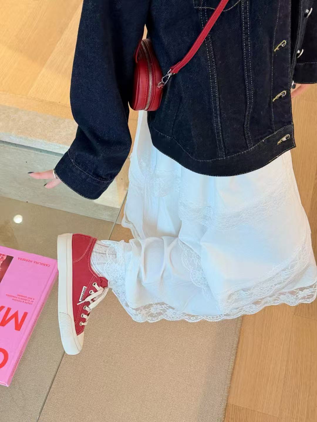 经典低帮休闲帆布鞋学院风减龄百搭圆头时尚