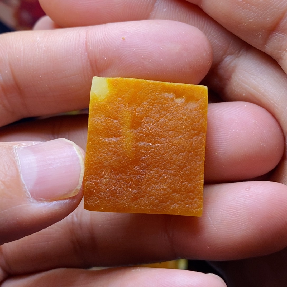 琥珀裸石未镶嵌蜜蜡原石