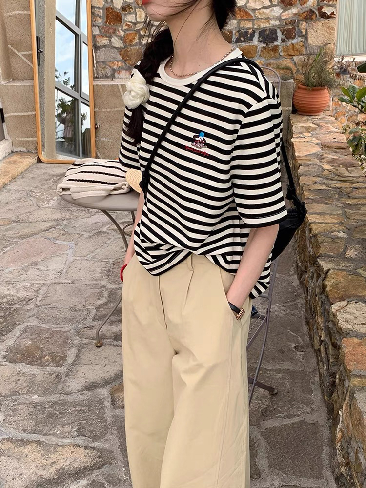 金子家春款上新 条纹小狗T 百搭不挑人 不支持7天无理由退换