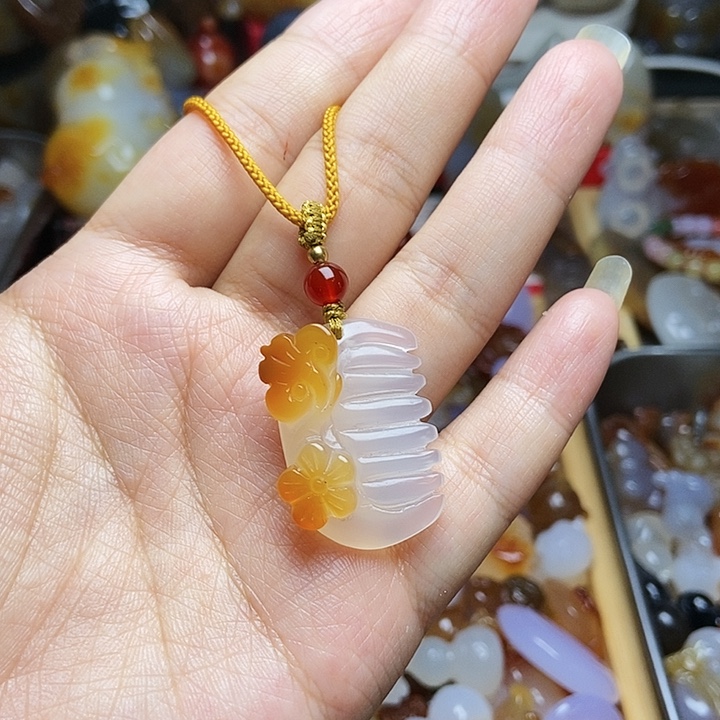 未镶嵌颈饰玛瑙/玉髓