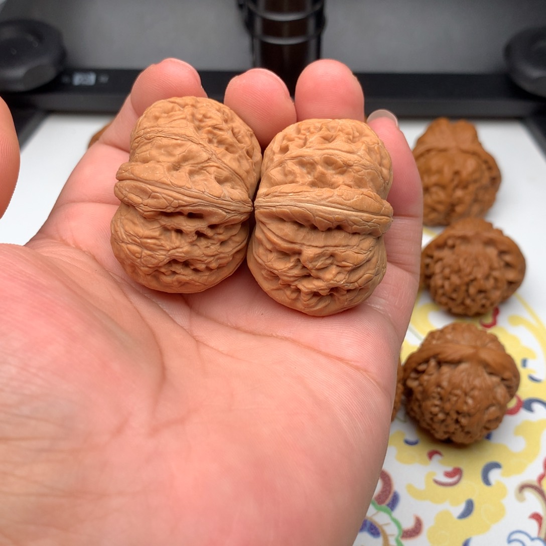 文玩核桃把件43元宝1000