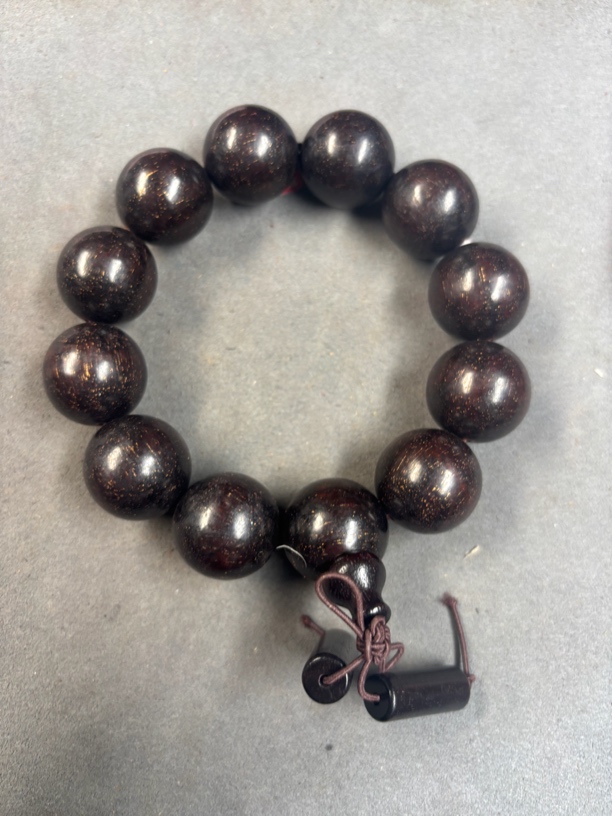 891沉木圆珠手串