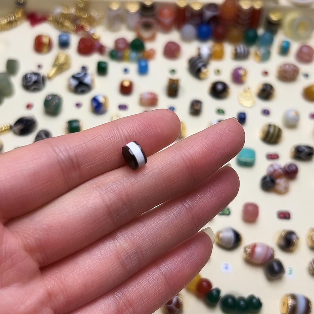 丢****玛瑙/玉髓未镶嵌单珠