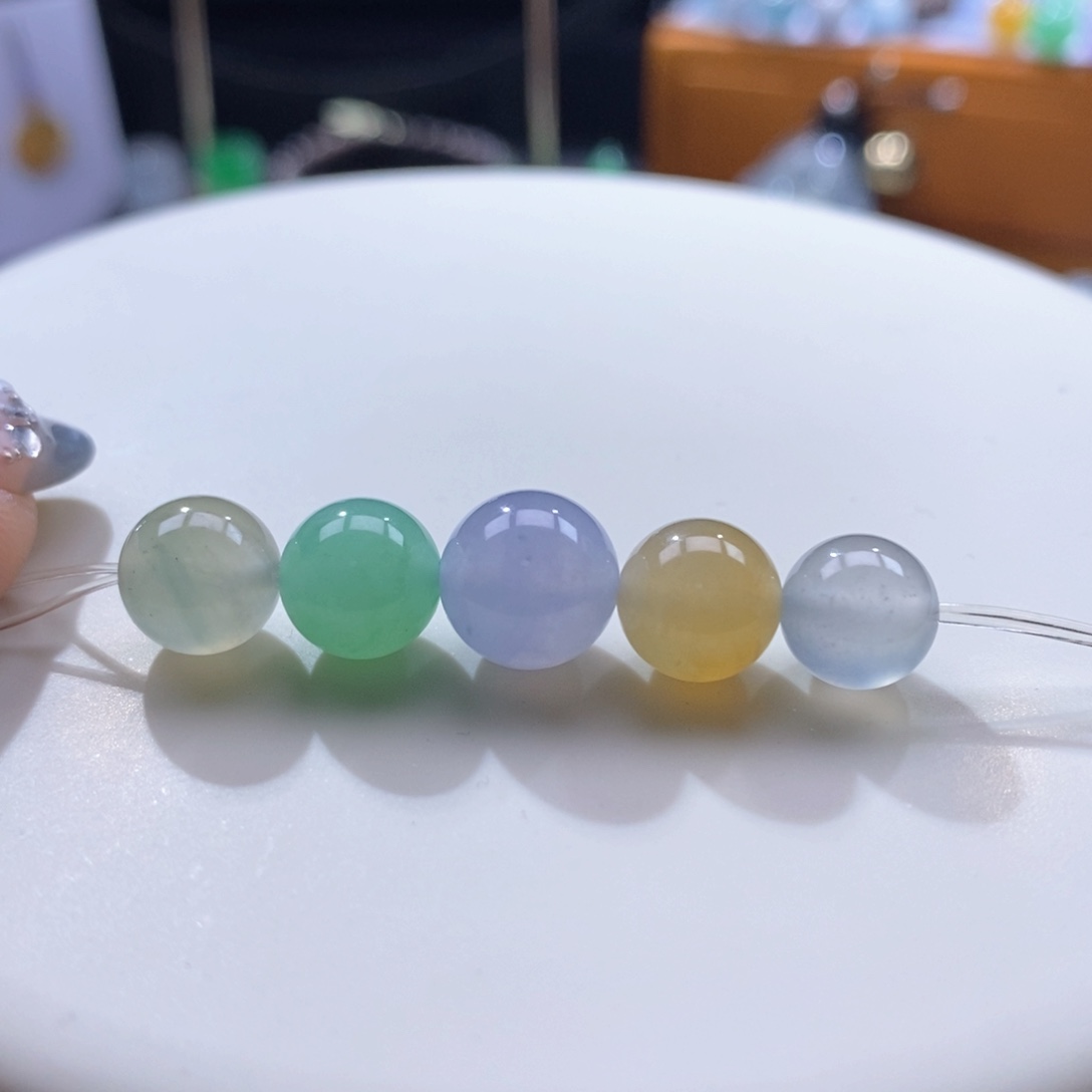 翡翠未镶嵌颈饰翡翠冰五彩珠