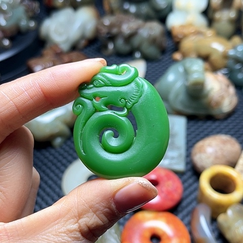 白玉菩提吊坠摆件