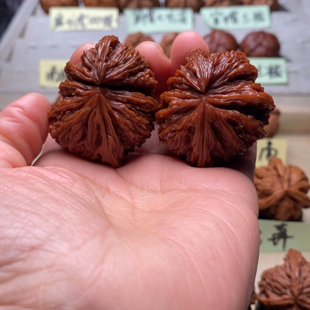 乐***哥文玩核桃把件南疆球连