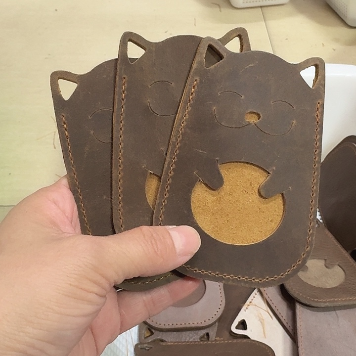 疯马牛皮牛皮猫咪卡套三个
