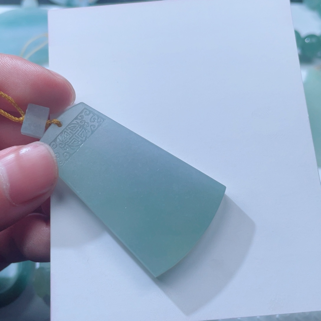 未镶嵌定制翡翠翡翠