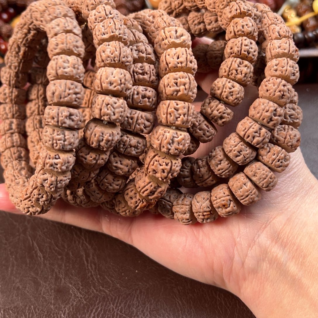 星月菩提吊坠切老树王单圈