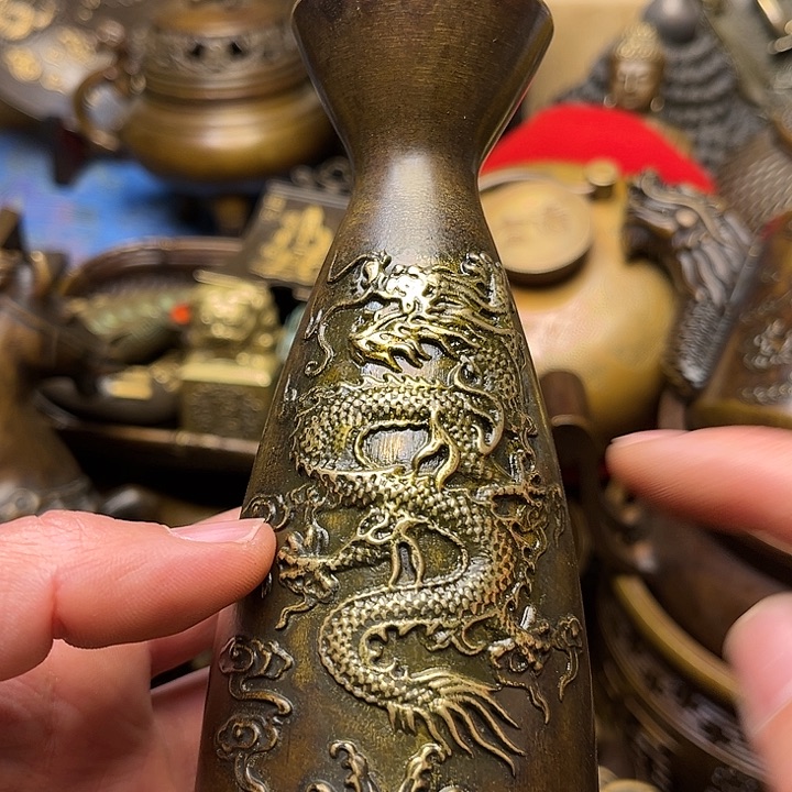 精美铜器批发档口