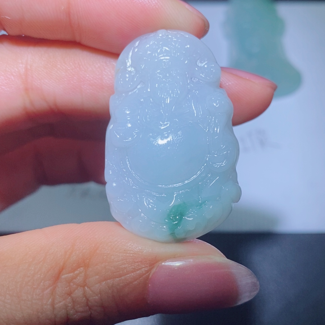 未镶嵌吊坠定制翡翠