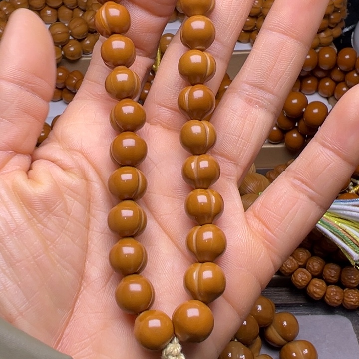 吊坠橄榄核聚宝盆