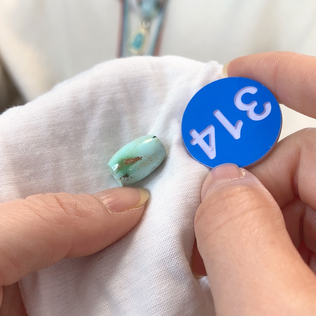 南红玛瑙珠宝奇石未镶嵌