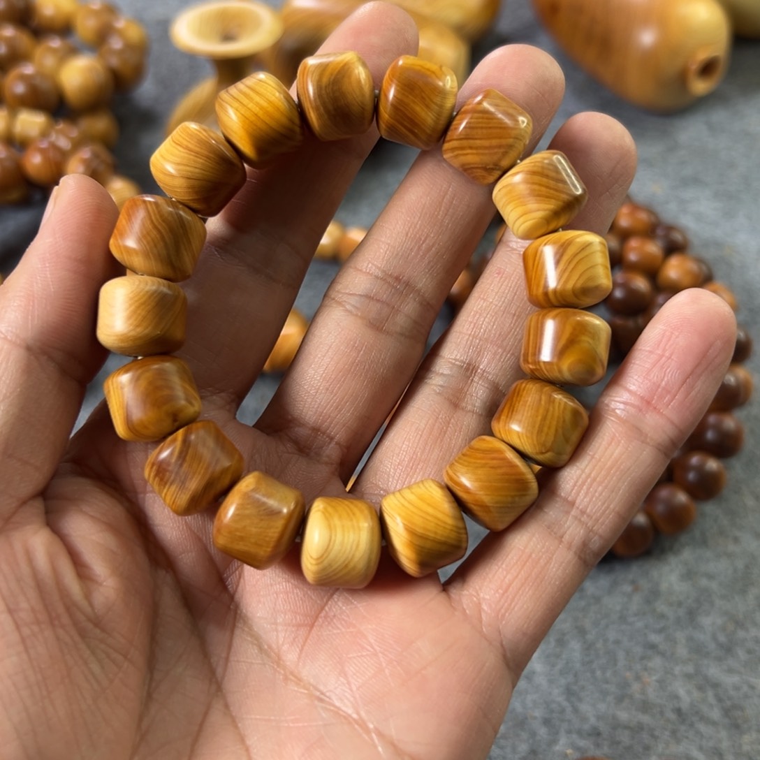 R***t柏木（崖柏）太行陈化老型1314