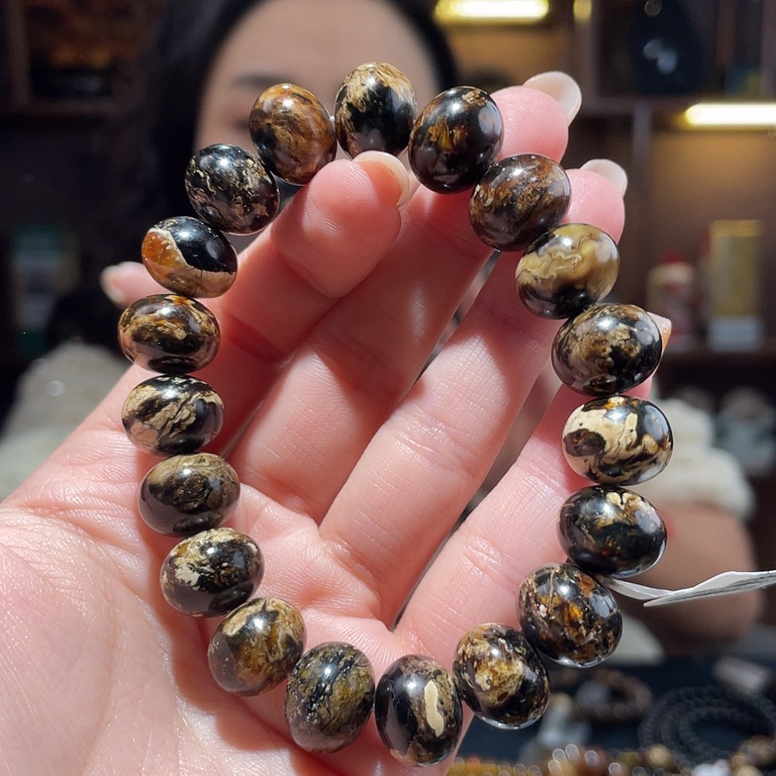 琥珀手链未镶嵌早**起13m黑花