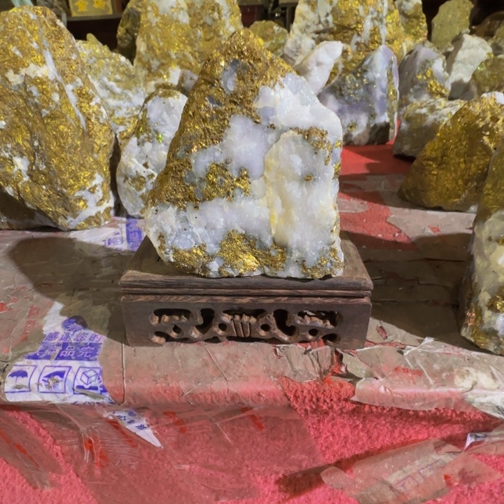 涂***草金属  哟哟哟哦哦哦哦哦哦