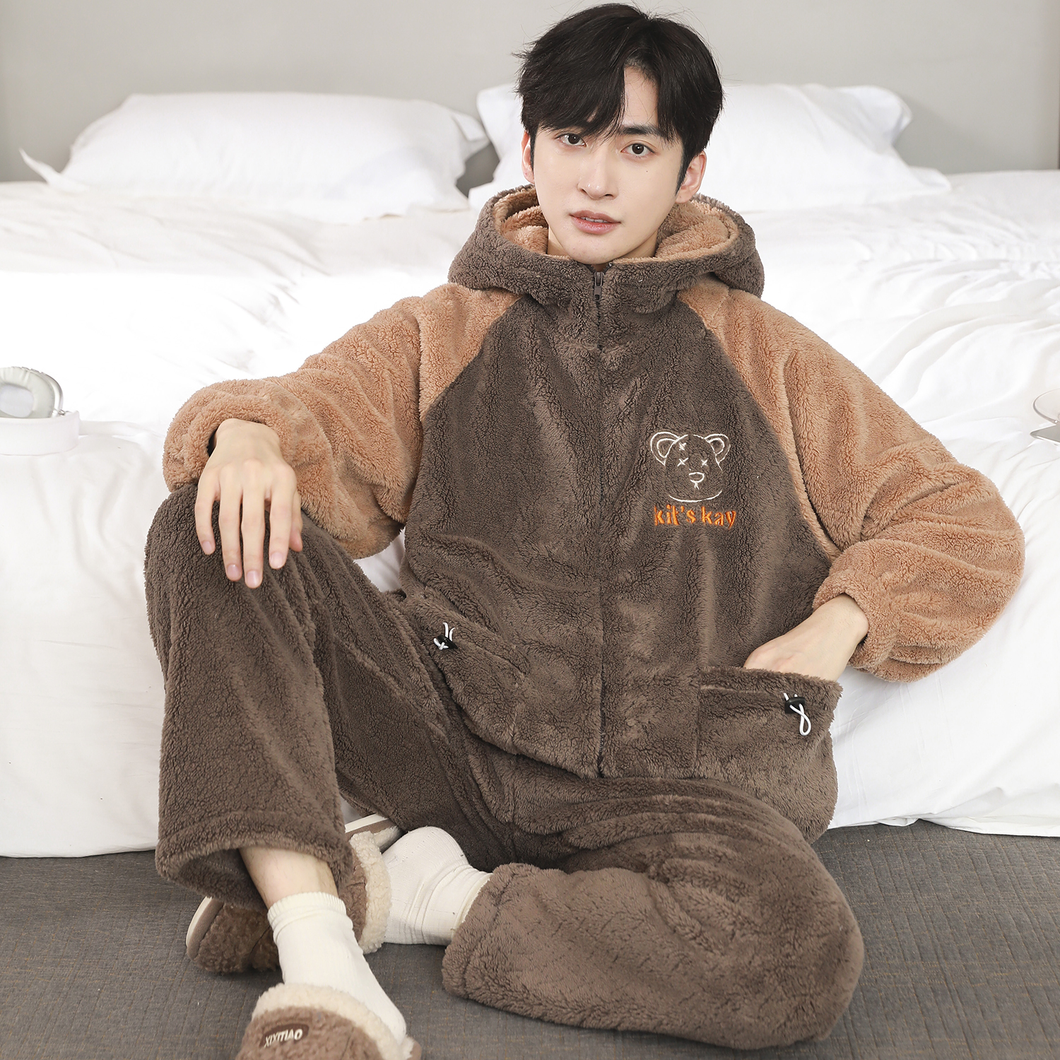 冬季男款睡衣加绒加厚珊瑚绒睡衣两件套青年秋冬款休闲家居服套装