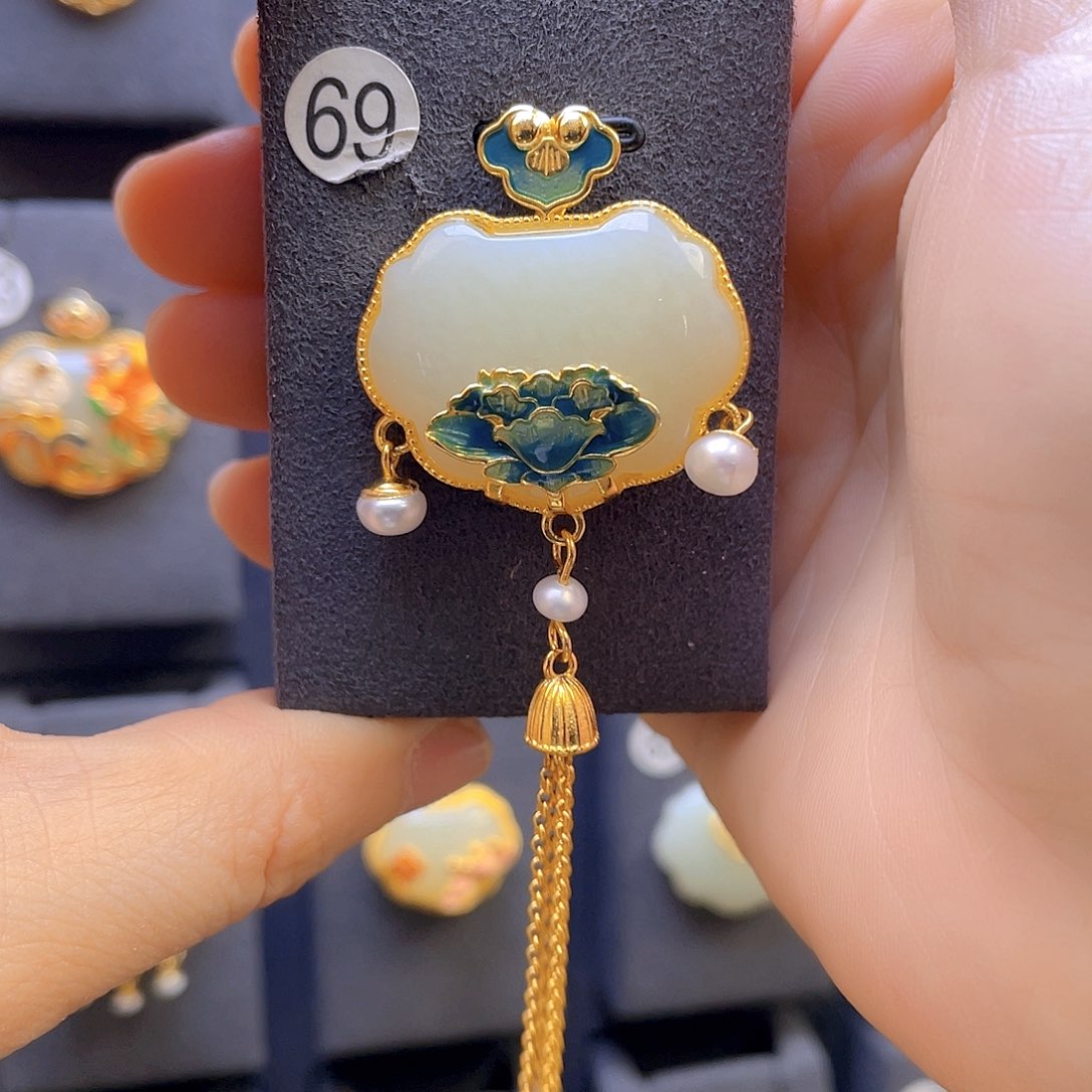 和田玉颈饰银S925镀金镶嵌