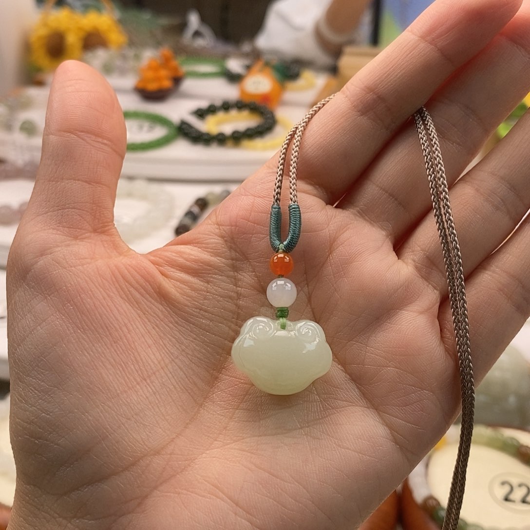 和田玉吊坠(不含链)未镶嵌乐****y