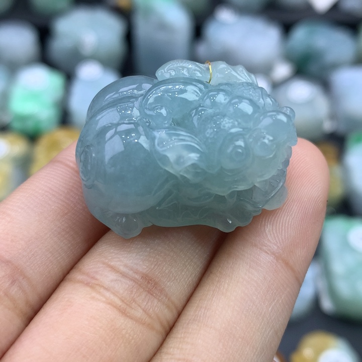 翡翠未镶嵌颈饰天然缅甸翡翠
