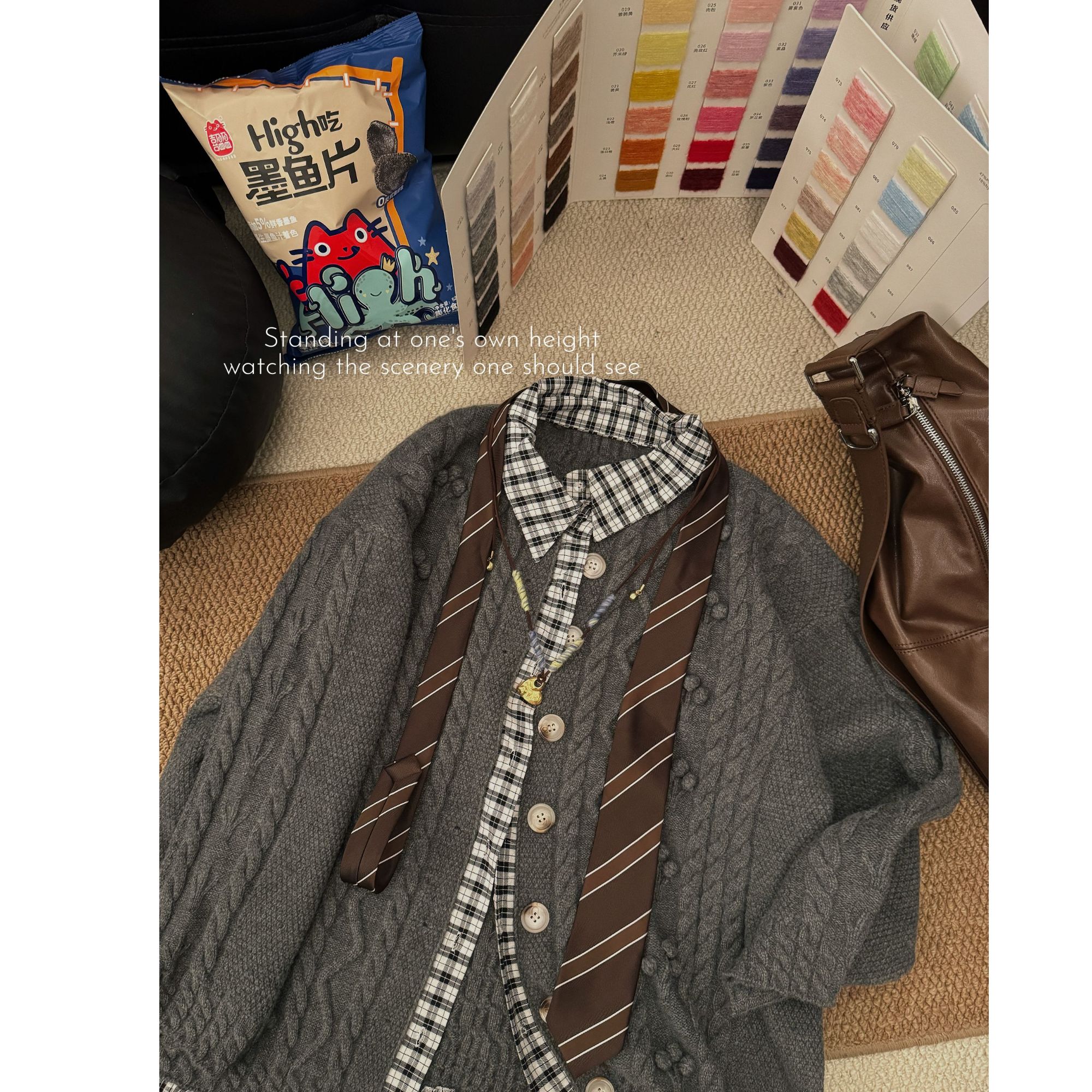 【温文尔雅】学院风灰调菱格针织毛衣开衫外套