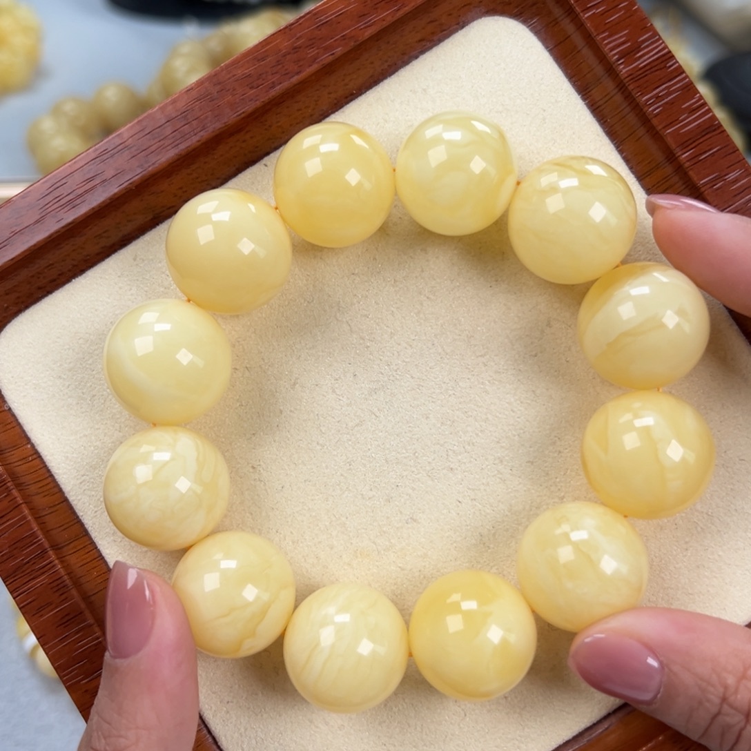 琥珀未镶嵌手链20mm 57.3克