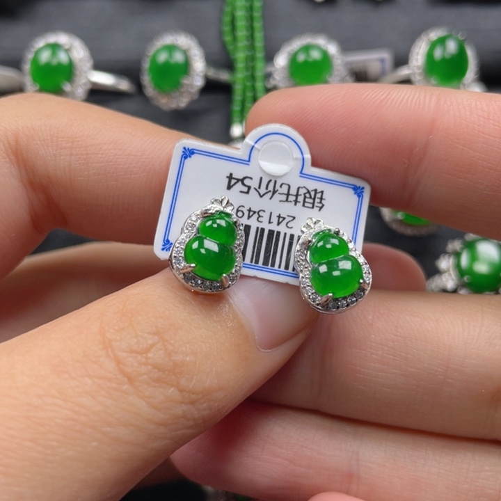 翡翠耳饰银S925镶嵌耳钉