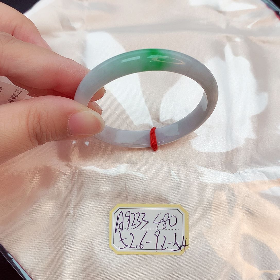 翡翠未镶嵌手镯缅甸翡翠