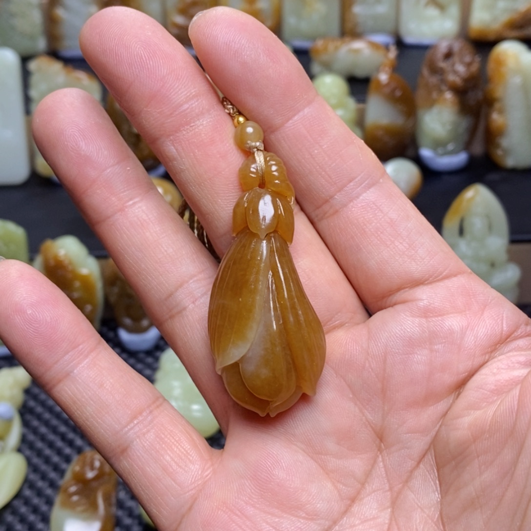 和田玉未镶嵌吊坠(不含链)