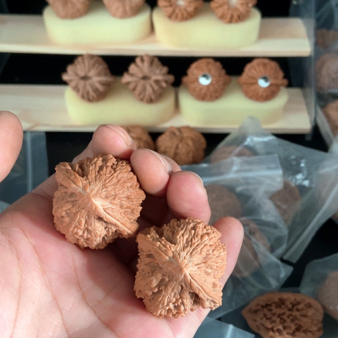 吊坠文玩核桃40满天星