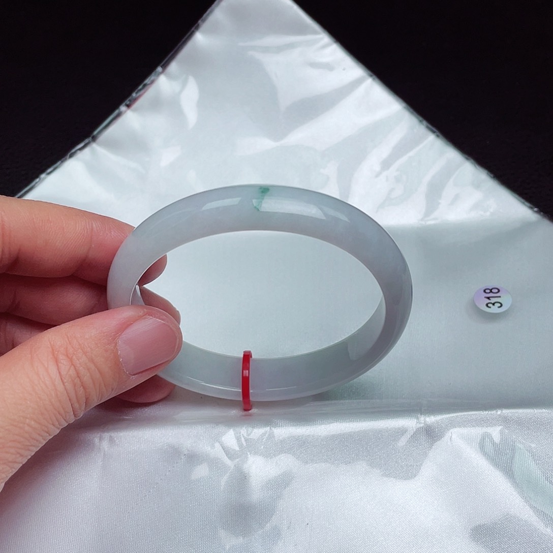 翡翠手镯未镶嵌57圈