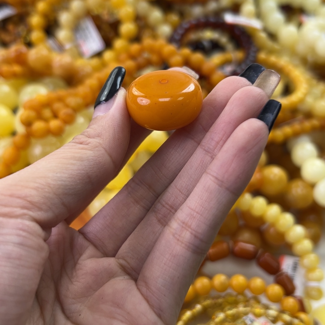 琥珀珠宝奇石未镶嵌