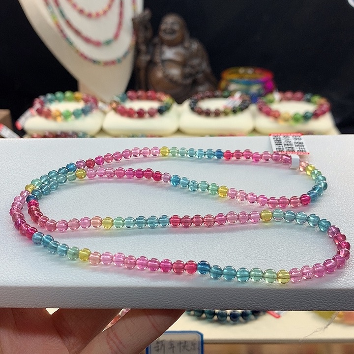 碧玺手链未镶嵌4.3荧光。