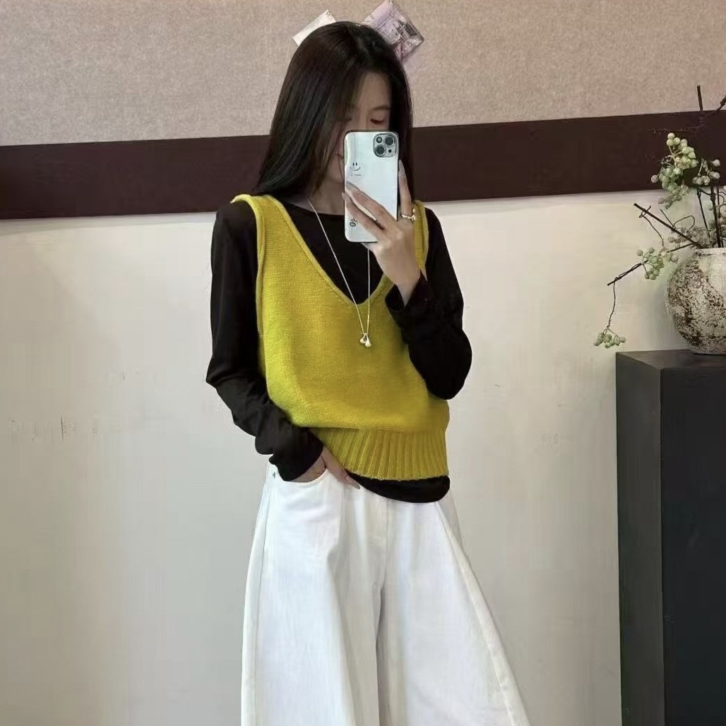 韩系设计感V领叠穿针织无袖马甲背心长袖T恤气质减龄时尚两件套女