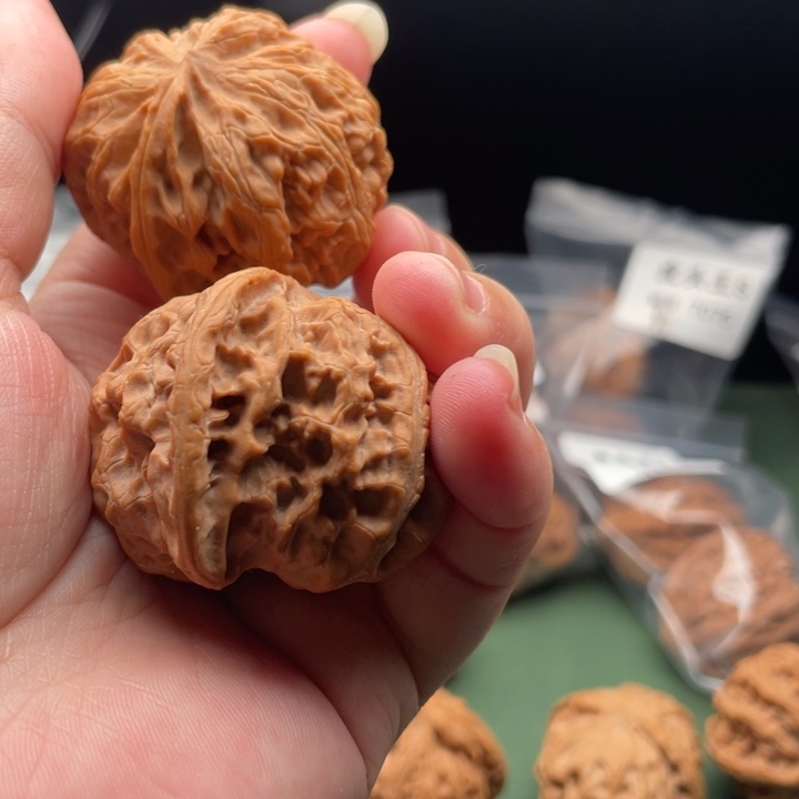 周***军文玩核桃把件文玩核桃平果