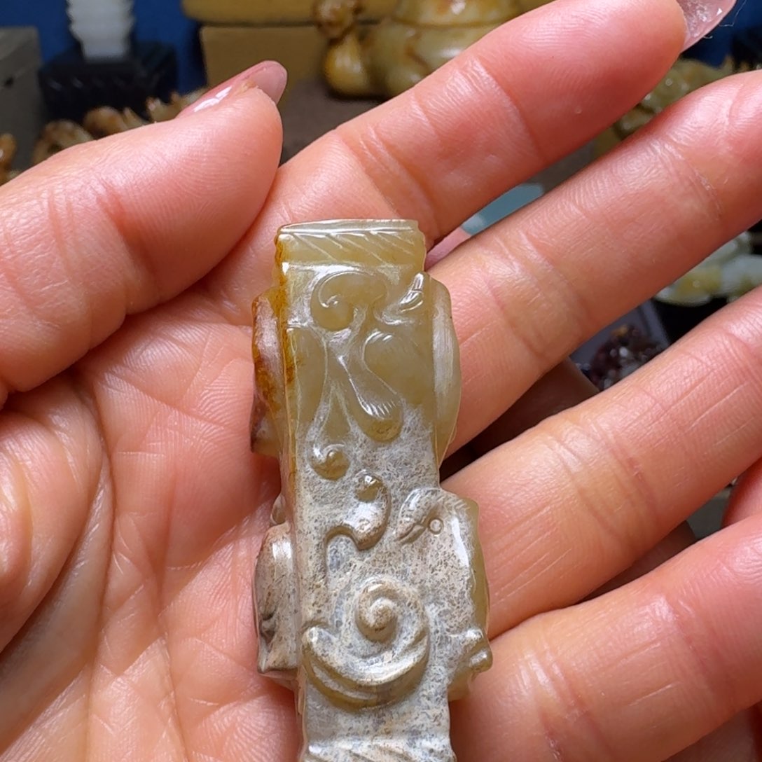 和田玉（糖玉）颈饰未镶嵌