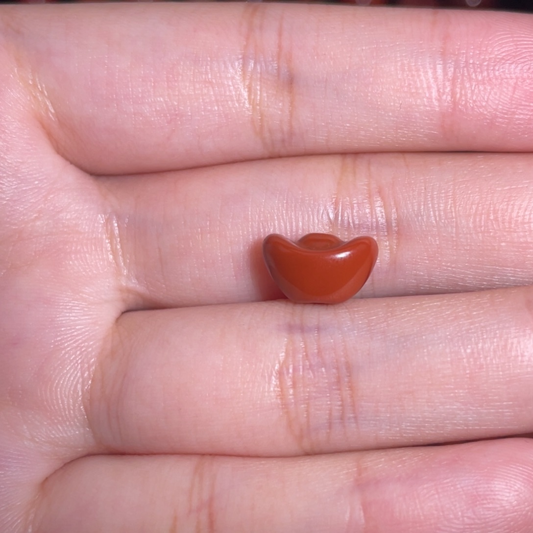 南红玛瑙未镶嵌小元宝7mm+